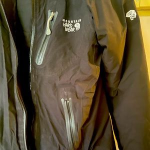 Mountain hardware winter jacket